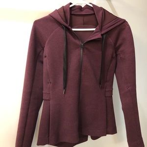 Lululemon Jacket ( Burgundy)
